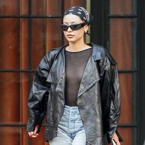 Chic Sunglasses Alexa Demie Vibe